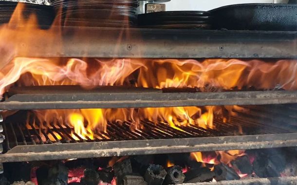 Charcoal oven